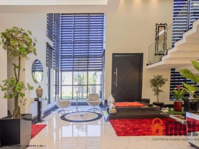 Casa / Sobrado para Venda em Campo Mourão/PR Jardim Shangrilá 5 Quartos