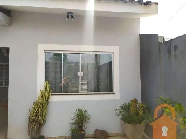 Casa / Sobrado para Venda em Campo Mourão/PR Parque das Acácias 3 Quartos
