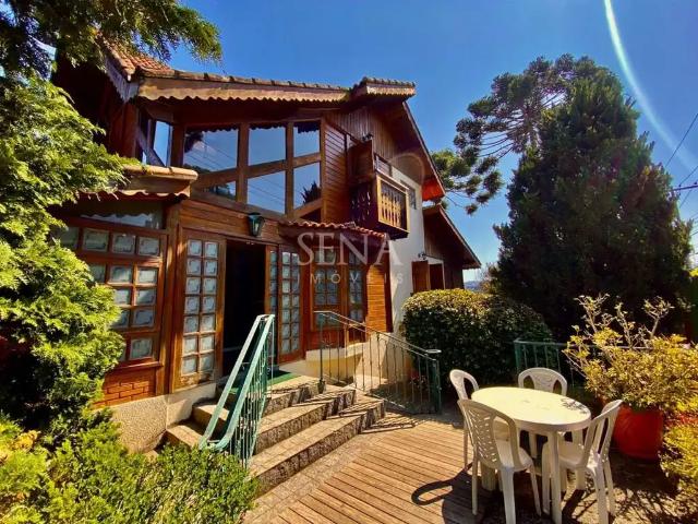 Casa / Sobrado para Venda em Campos do Jordão/SP Capivari 4 Quartos
