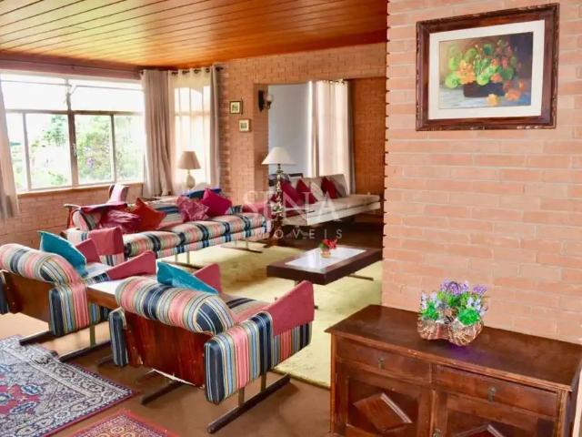 Casa / Sobrado para Venda em Campos do Jordão/SP Vila Capivari 3 Quartos