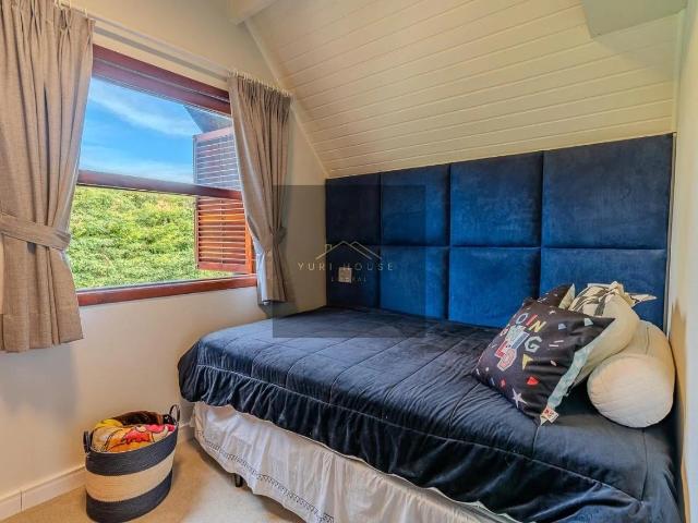 Casa / Sobrado para Venda em Campos do Jordão/SP Jardim Andira 3 Quartos