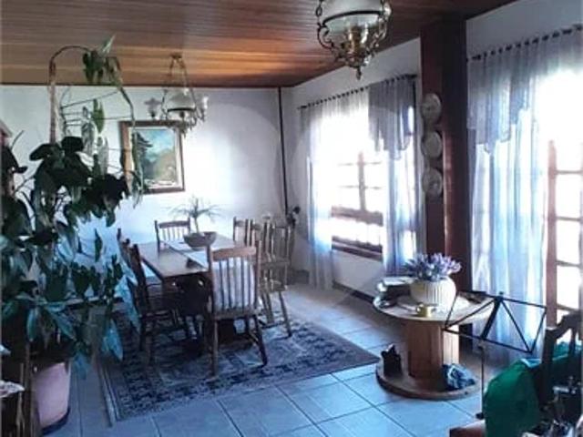 Casa / Sobrado para Venda em Campos do Jordão/SP Vila Isabela 3 Quartos