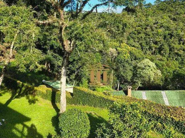 Casa / Sobrado para Venda em Campos do Jordão/SP Vila Natal 4 Quartos