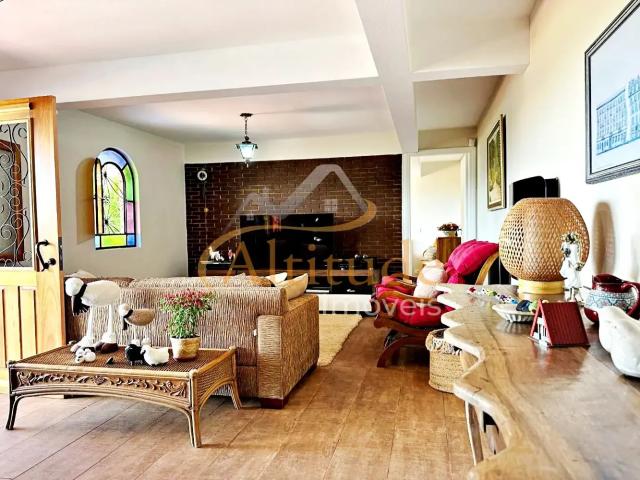 Casa / Sobrado para Venda em Campos do Jordão/SP Vila Paulista Popular 4 Quartos