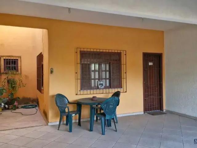 Casa / Sobrado para Venda em Campos dos Goytacazes/RJ Alphaville 1 Quartos