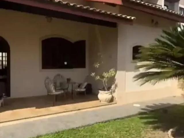 Casa / Sobrado para Venda em Campos dos Goytacazes/RJ Alphaville 3 Quartos