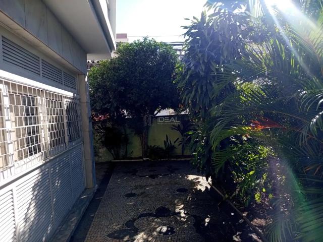 Casa / Sobrado para Venda em Campos dos Goytacazes/RJ Centro 3 Quartos