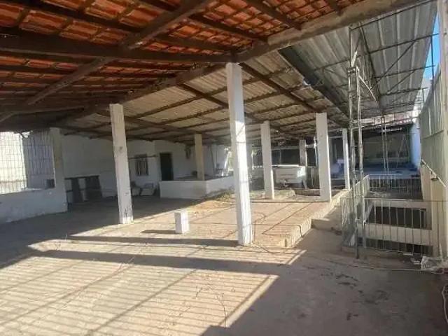 Casa / Sobrado para Venda em Campos dos Goytacazes/RJ Centro 4 Quartos