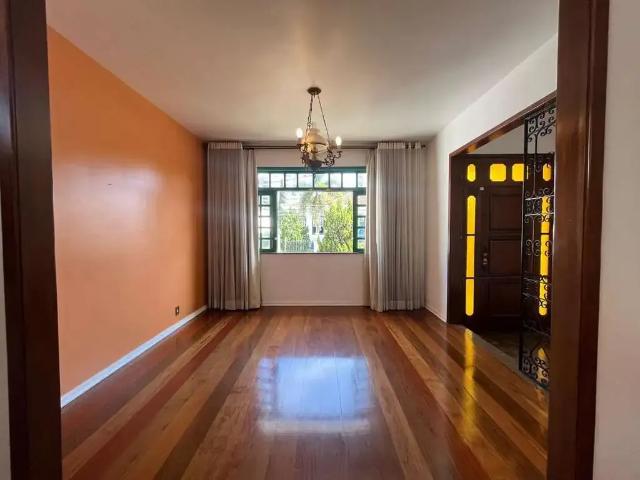 Casa / Sobrado para Venda em Campos dos Goytacazes/RJ Centro 4 Quartos