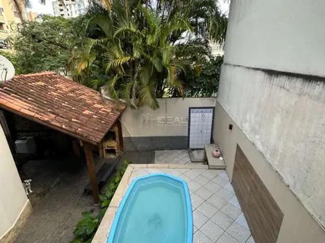 Casa / Sobrado para Venda em Campos dos Goytacazes/RJ Centro 4 Quartos