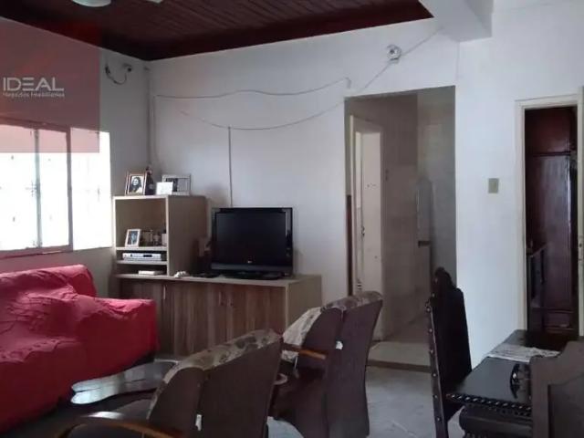 Casa / Sobrado para Venda em Campos dos Goytacazes/RJ Centro 4 Quartos