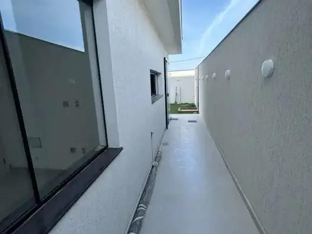 Casa / Sobrado para Venda em Campos dos Goytacazes/RJ Cidade Jardim 4 Quartos