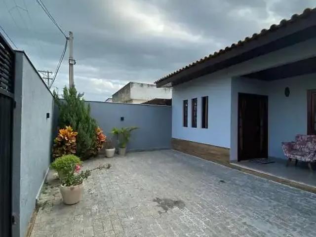 Casa / Sobrado para Venda em Campos dos Goytacazes/RJ Parque Aurora 3 Quartos
