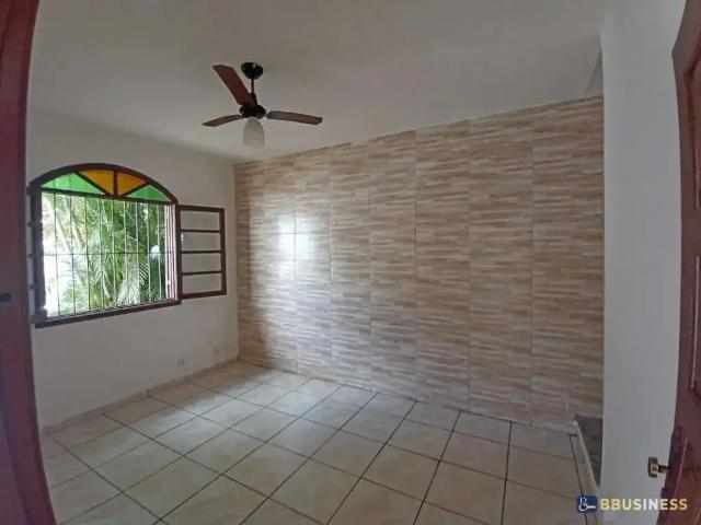 Casa / Sobrado para Venda em Campos dos Goytacazes/RJ Parque Jóquei Club 3 Quartos
