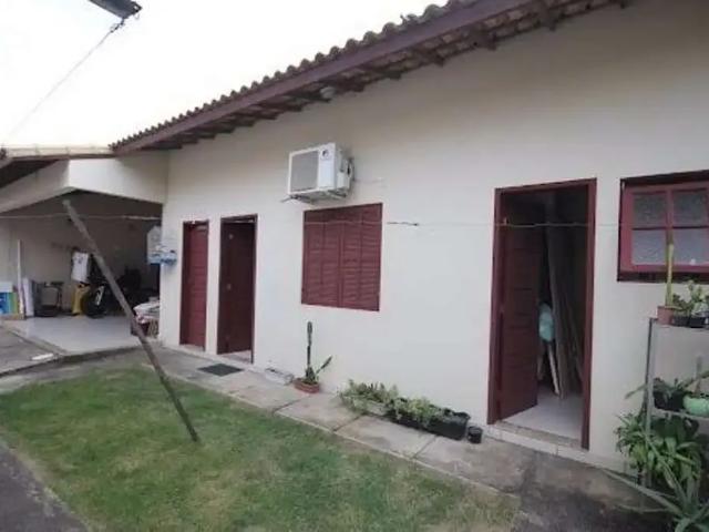 Casa / Sobrado para Venda em Campos dos Goytacazes/RJ Parque Santo Antônio 4 Quartos