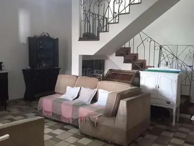 Casa / Sobrado para Venda em Campos dos Goytacazes/RJ Parque Rosário 8 Quartos