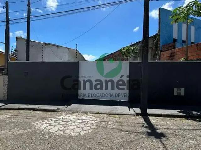 Casa / Sobrado para Venda em Cananéia/SP Acaraú 4 Quartos
