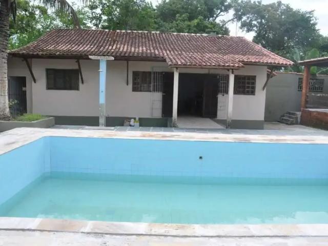 Casa / Sobrado para Venda em Cananéia/SP Acaraú 4 Quartos