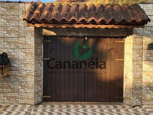 Casa / Sobrado para Venda em Cananéia/SP Vila São João Batista 3 Quartos