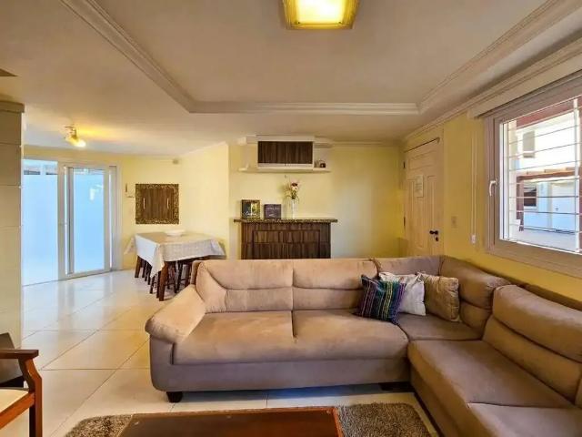 Casa / Sobrado para Venda em Canela/RS Centro 3 Quartos