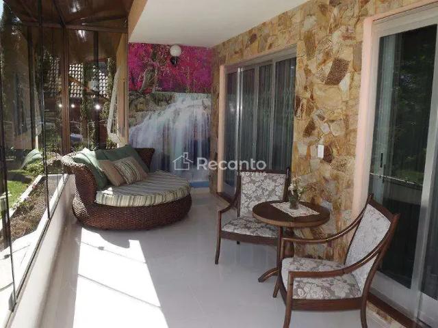 Casa / Sobrado para Venda em Canela/RS Centro 5 Quartos