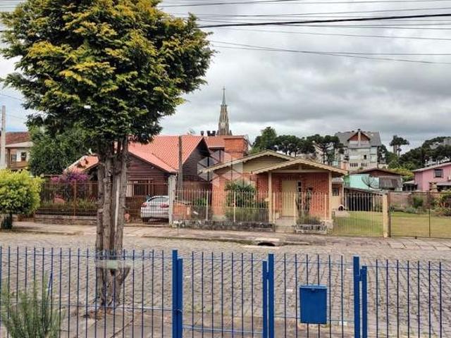 Casa / Sobrado para Venda em Canela/RS Loteamento Central 3 Quartos