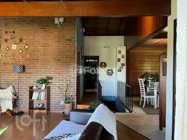 Casa / Sobrado para Venda em Canela/RS Parque das Hortênsias 3 Quartos