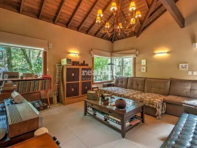 Casa / Sobrado para Venda em Canela/RS Reserva da Serra 3 Quartos