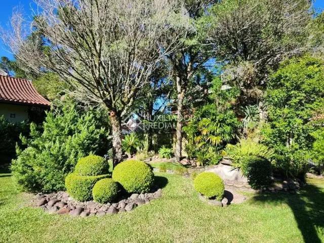 Casa / Sobrado para Venda em Canela/RS Suzana 5 Quartos