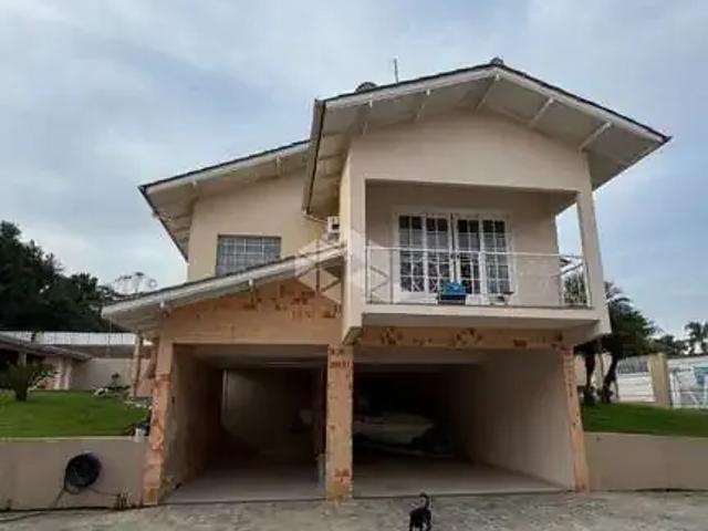 Casa / Sobrado para Venda em Canelinha/SC Índia 4 Quartos