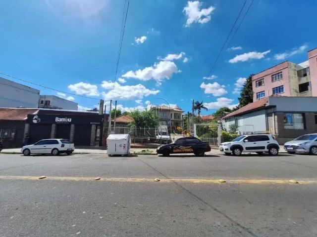 Casa / Sobrado para Venda em Canoas/RS Centro 3 Quartos