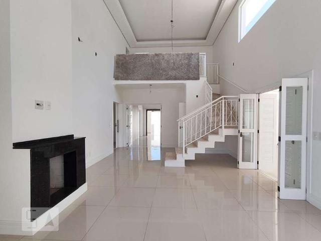 Casa / Sobrado para Venda em Canoas/RS Centro 3 Quartos