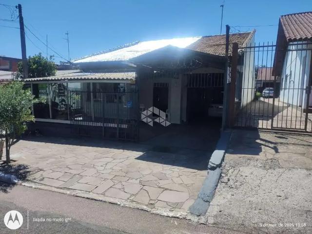 Casa / Sobrado para Venda em Canoas/RS Centro 3 Quartos