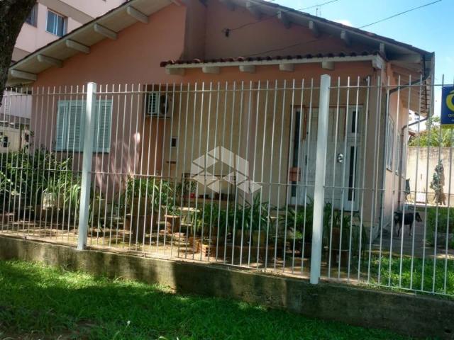 Casa / Sobrado para Venda em Canoas/RS Centro 3 Quartos