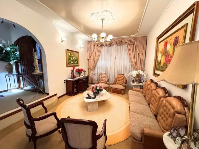 Casa / Sobrado para Venda em Canoas/RS Centro 2 Quartos