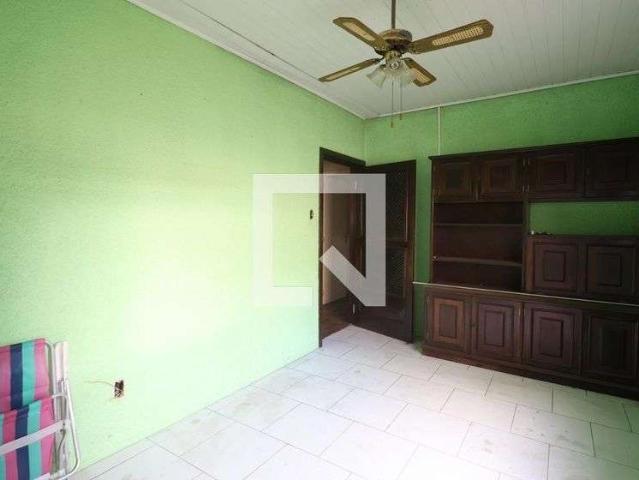 Casa / Sobrado para Venda em Canoas/RS Centro 2 Quartos