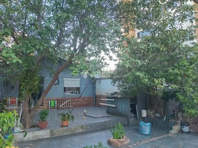 Casa / Sobrado para Venda em Canoas/RS Centro 2 Quartos