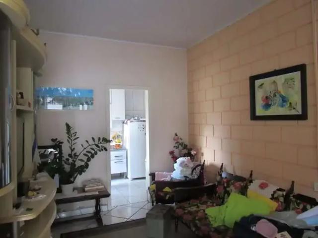 Casa / Sobrado para Venda em Canoas/RS Centro 2 Quartos