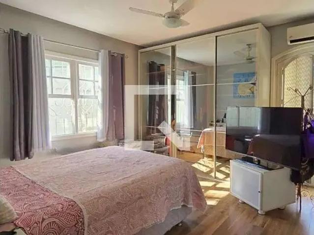 Casa / Sobrado para Venda em Canoas/RS Centro 2 Quartos