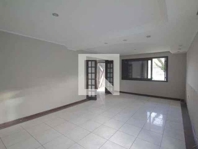 Casa / Sobrado para Venda em Canoas/RS Centro 4 Quartos