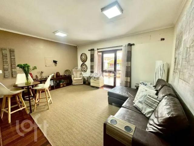 Casa / Sobrado para Venda em Canoas/RS Centro 4 Quartos