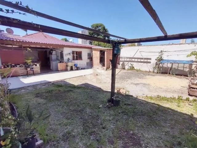 Casa / Sobrado para Venda em Canoas/RS Centro 4 Quartos