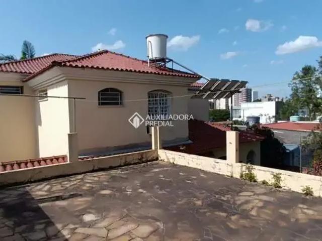 Casa / Sobrado para Venda em Canoas/RS Centro 5 Quartos