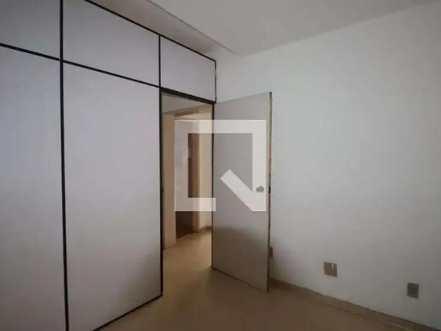 Casa / Sobrado para Venda em Canoas/RS Centro 5 Quartos