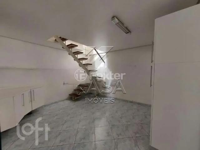 Casa / Sobrado para Venda em Canoas/RS Centro 6 Quartos