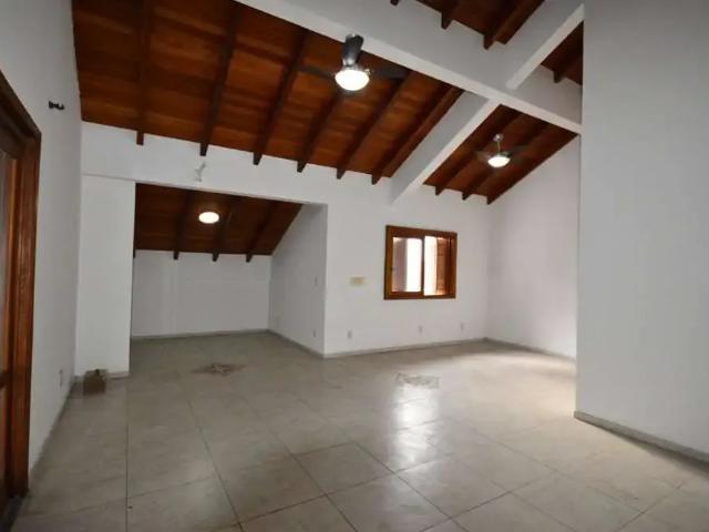 Casa / Sobrado para Venda em Canoas/RS Estância Velha 5 Quartos