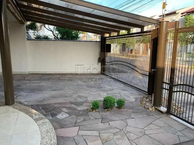 Casa / Sobrado para Venda em Canoas/RS Estância Velha 3 Quartos