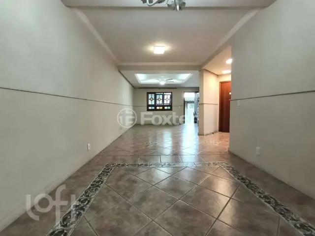 Casa / Sobrado para Venda em Canoas/RS Estância Velha 3 Quartos