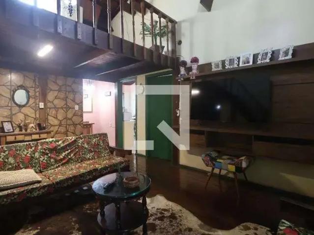 Casa / Sobrado para Venda em Canoas/RS Estância Velha 3 Quartos