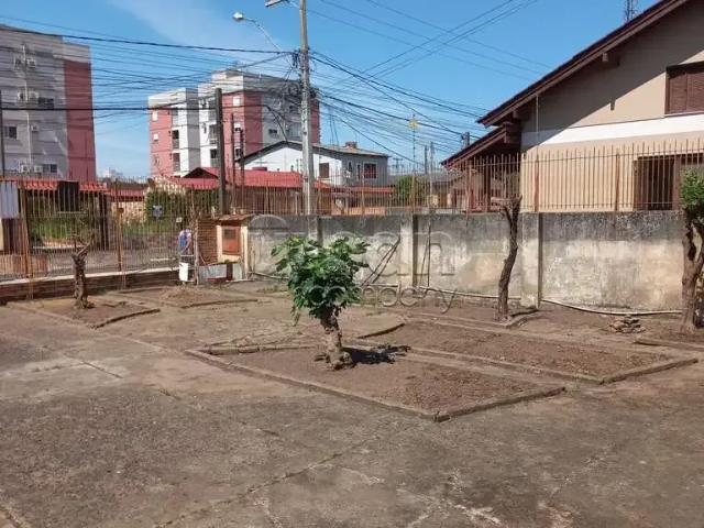Casa / Sobrado para Venda em Canoas/RS Fátima 3 Quartos